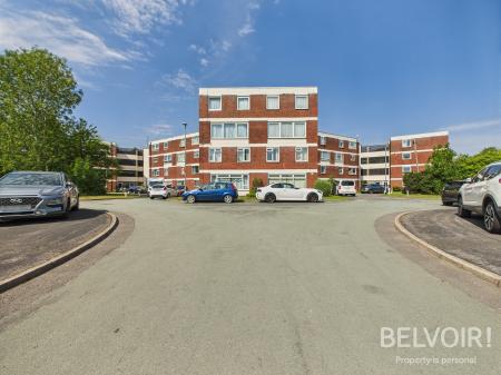 2 bedroom Maisonette for sale in Pike Close, Stafford, ST16