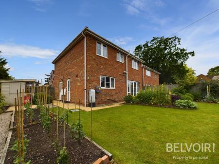 4 bedroom Detached house for sale in The Orchards, Eccleshall, ST21