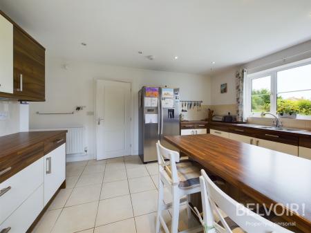 4 bedroom Detached house for sale in The Orchards, Eccleshall, ST21