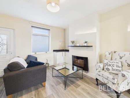 2 bedroom Terraced House for sale in Tunley Street, Stone, ST15