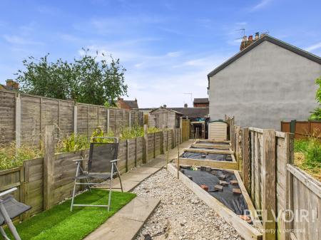 2 bedroom Terraced House for sale in Tunley Street, Stone, ST15