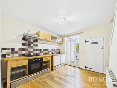 2 bedroom Terraced House for sale in Tunley Street, Stone, ST15