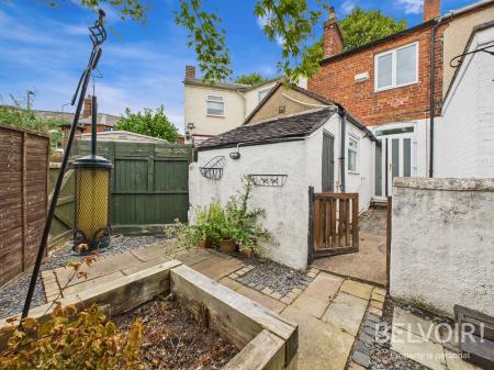2 bedroom Terraced House for sale in Tunley Street, Stone, ST15