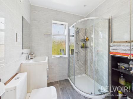 2 bedroom Terraced House for sale in Victoria Street, Stone, ST15