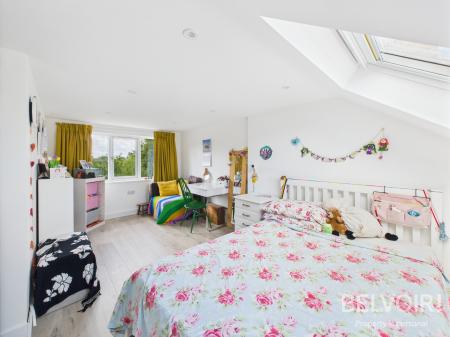 4 bedroom Terraced House for sale in York Street, Stone, ST15