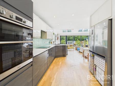 4 bedroom Terraced House for sale in York Street, Stone, ST15