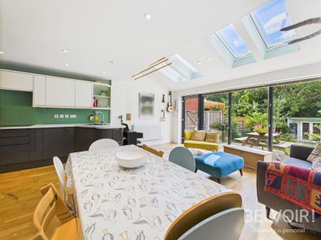 4 bedroom Terraced House for sale in York Street, Stone, ST15