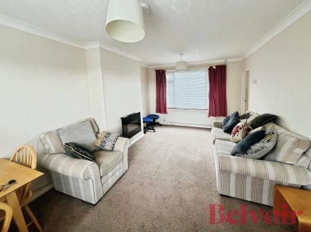 5 bedroom Semi-detached house to let in Park Road, Silverdale, ST5