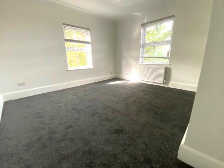 2 bedroom Flat to let in Albert Place, Stoke-on-Trent, ST3