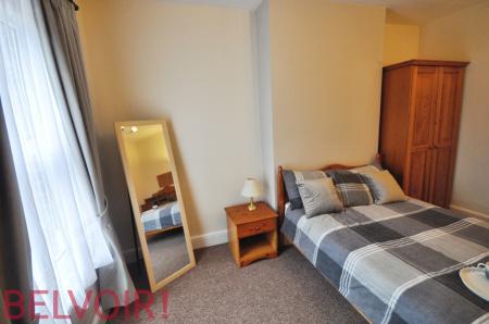 4 bedroom Terraced House to let in London Road, Newcastle-under-Lyme, ST5