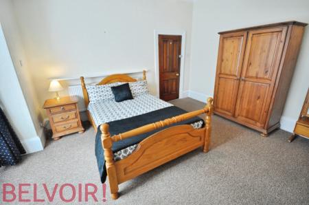 4 bedroom Terraced House to let in London Road, Newcastle-under-Lyme, ST5