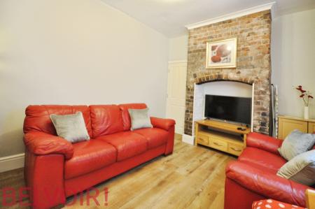 1 bedroom House share to let in Room 2 London Road, Newcastle-under-Lyme, ST5