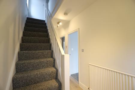 3 bedroom Semi-detached house to let in Hartshill Road, Hartshill, Stoke-on-Trent, ST4