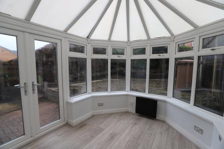 3 bedroom Semi-detached house to let in Hartshill Road, Hartshill, Stoke-on-Trent, ST4