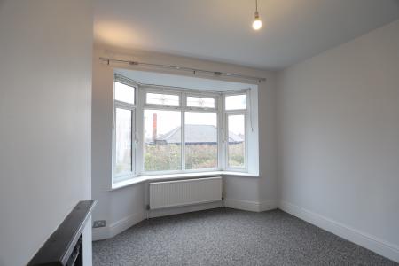 3 bedroom Semi-detached house to let in Hartshill Road, Hartshill, Stoke-on-Trent, ST4