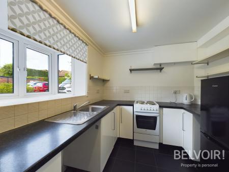 1 bedroom Flat to let in Portland Mews, Porthill, Newcastle-under-Lyme, ST5