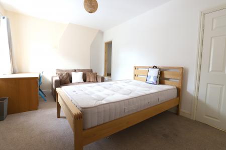 1 bedroom House share to let in Shaw Street, Newcastle-under-Lyme, ST5