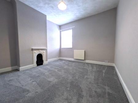 2 bedroom Terraced House to let in Cornwallis Street, Stoke-on-Trent, ST4