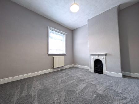 2 bedroom Terraced House to let in Cornwallis Street, Stoke-on-Trent, ST4