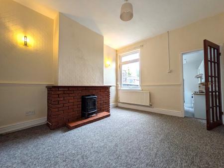 2 bedroom Terraced House to let in Greatbatch Avenue, Penkhull, Stoke-on-Trent, ST4