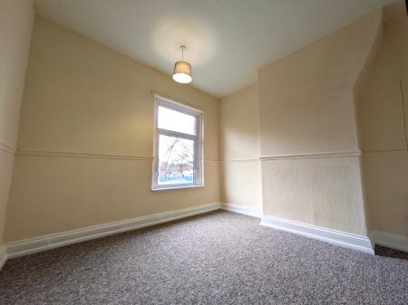 2 bedroom Terraced House to let in Greatbatch Avenue, Penkhull, Stoke-on-Trent, ST4