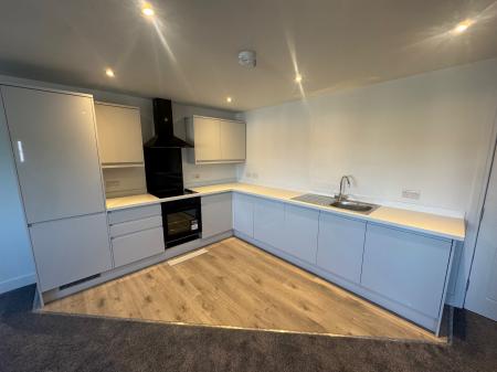 2 bedroom Apartment to let in Apedale Road, Chesterton, ST5