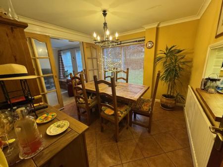 1 bedroom House share to let in U/S Front Double Bedroom