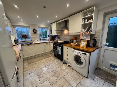 1 bedroom House share to let in U/S Front Double Bedroom