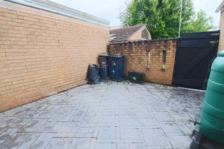 3 bedroom Terraced House to let in Rothwell Street, Penkhull, Stoke-on-Trent, ST4