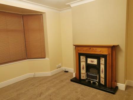 3 bedroom Semi-detached house to let in St Georges Avenue West, Wolstanton, ST5