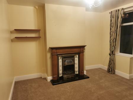 3 bedroom Semi-detached house to let in St Georges Avenue West, Wolstanton, ST5