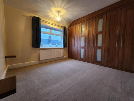 3 bedroom Semi-detached house to let in St Georges Avenue West, Wolstanton, ST5