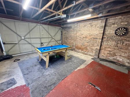 4 bedroom Semi-detached house to let in Drayton Street, Newcastle-under-Lyme, ST5