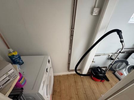 4 bedroom Semi-detached house to let in Drayton Street, Newcastle-under-Lyme, ST5