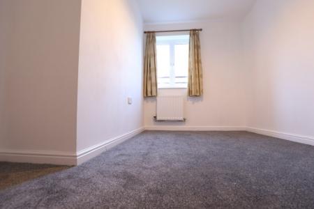 2 bedroom Flat to let in Scholars Court, West Ave, Stoke-on-Trent, ST4