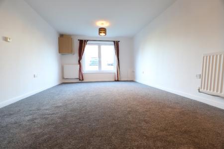 2 bedroom Flat to let in Scholars Court, West Ave, Stoke-on-Trent, ST4