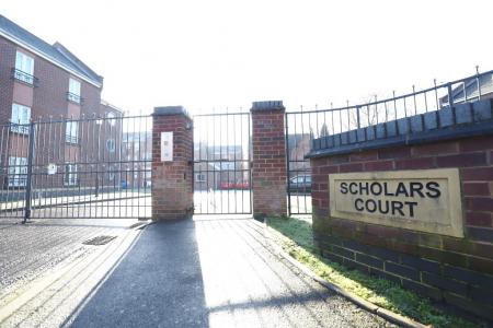 2 bedroom Flat to let in Scholars Court, West Ave, Stoke-on-Trent, ST4