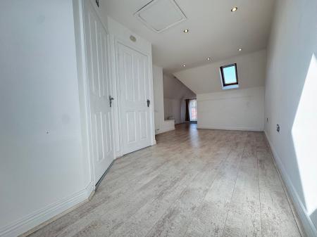 3 bedroom Town house to let in Steeple Way, Stoke-on-Trent, ST4