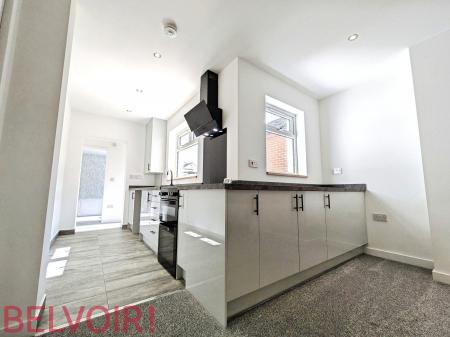 2 bedroom Semi-detached house to let in Derry Street, Heron Cross, Stoke-on-Trent, ST4