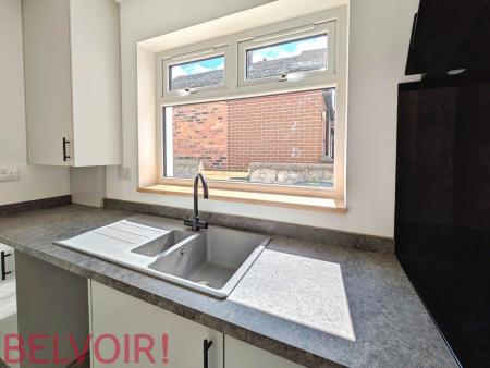 2 bedroom Semi-detached house to let in Derry Street, Heron Cross, Stoke-on-Trent, ST4