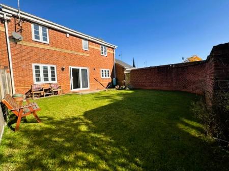 Hartshill Road, Hartshill, Stoke-on-Trent, ST4