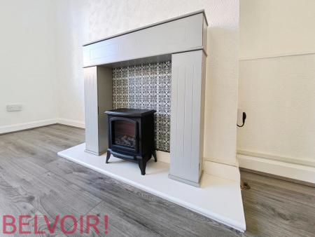 2 bedroom Terraced House to let in Stanier Street, Newcastle-under-Lyme, ST5