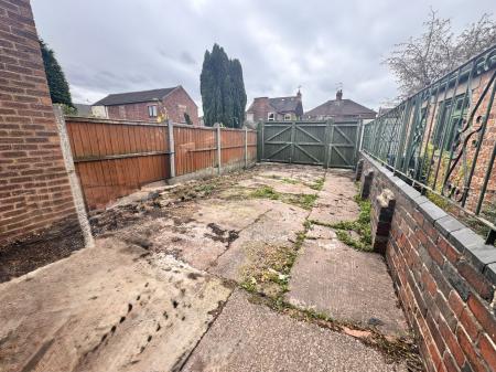 2 bedroom Terraced House to let in Sparrow Terrace, Porthill, Newcastle-under-Lyme, ST5