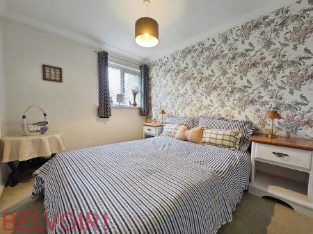 2 bedroom Terraced House to let in Russell Street, Longton, ST3