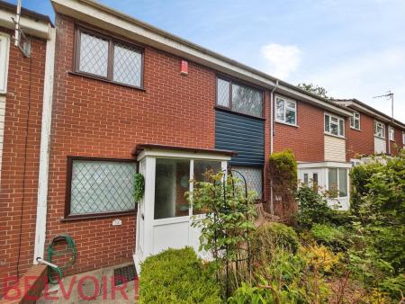 2 bedroom Terraced House to let in Russell Street, Longton, ST3