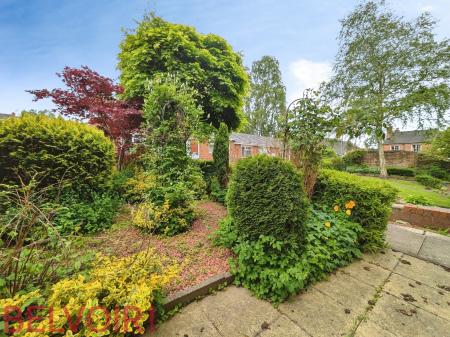2 bedroom Terraced House to let in Russell Street, Longton, ST3