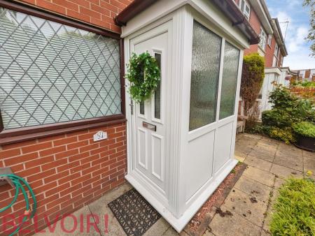 Russell Street, Longton, ST3