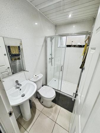1 bedroom House share to let in Liverpool Road, Newcastle-under-Lyme, ST5