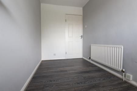 3 bedroom Town house to let in Dart Place, Newcastle-under-Lyme, ST5