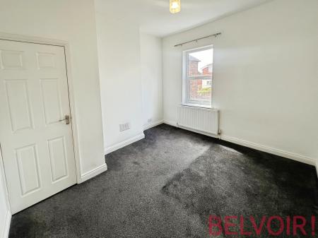 2 bedroom Terraced House to let in Langley Street, Basford, Stoke-on-Trent, ST4
